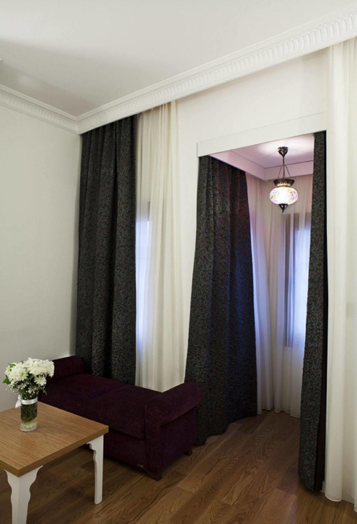 Jakaranda Hotel Istanbul Eksteriør billede