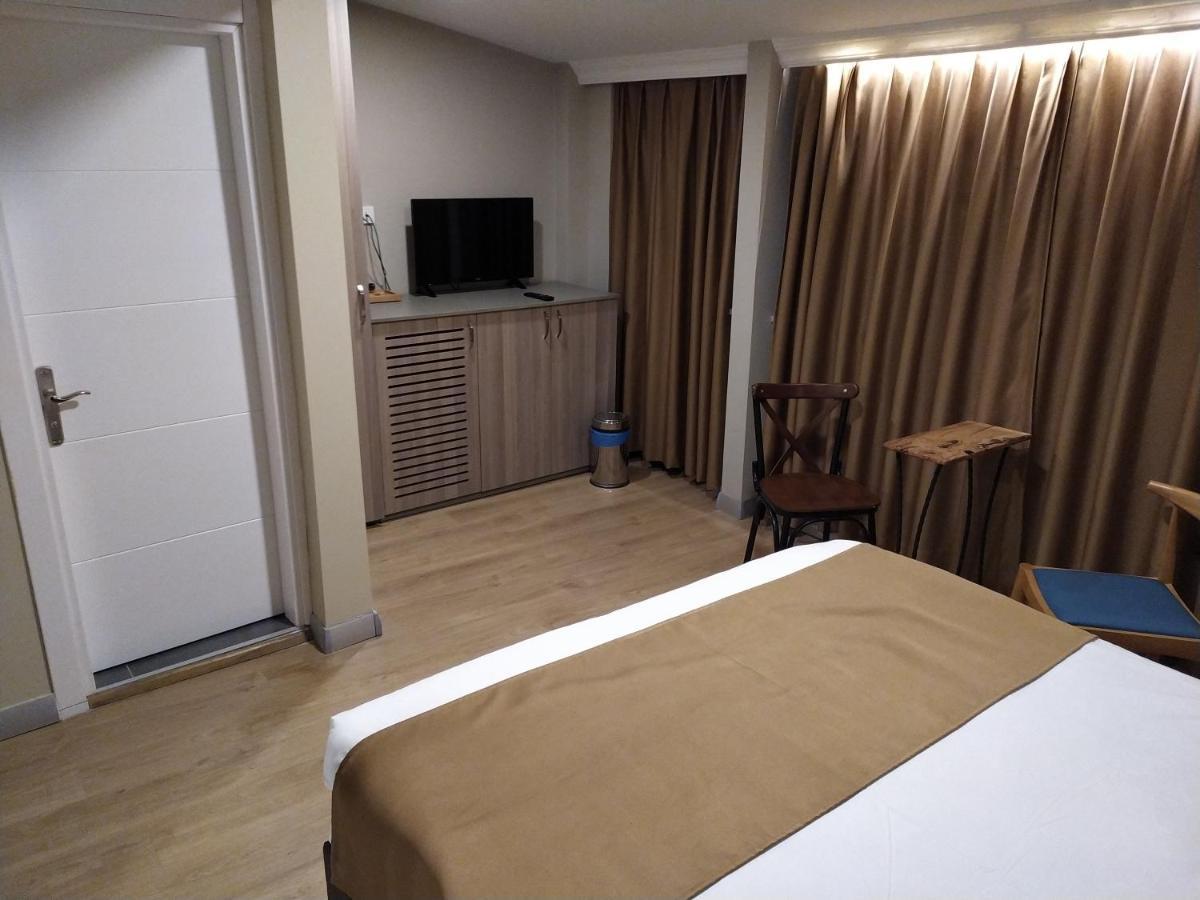 Jakaranda Hotel Istanbul Eksteriør billede